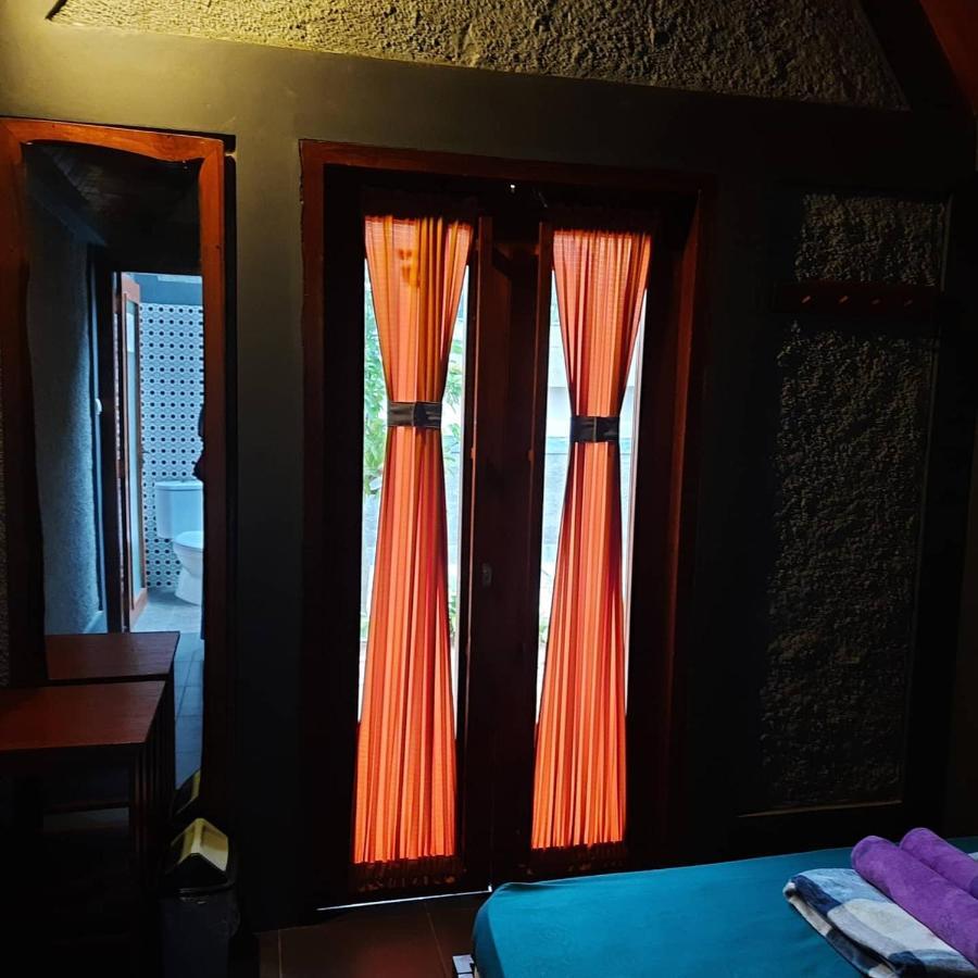 E2 Guest House 카리문자와 외부 사진