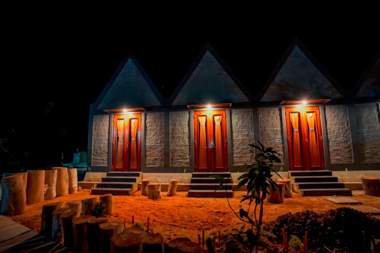 E2 Guest House 카리문자와 외부 사진
